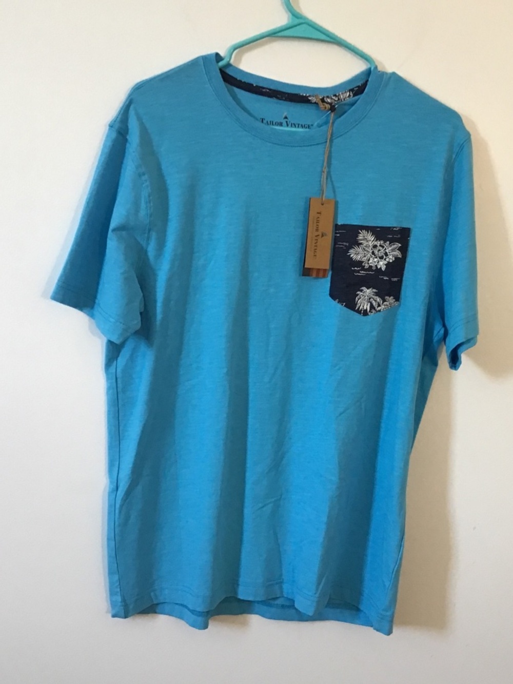 Tailor Vintage Men’s Pocket T-Shirt Medium